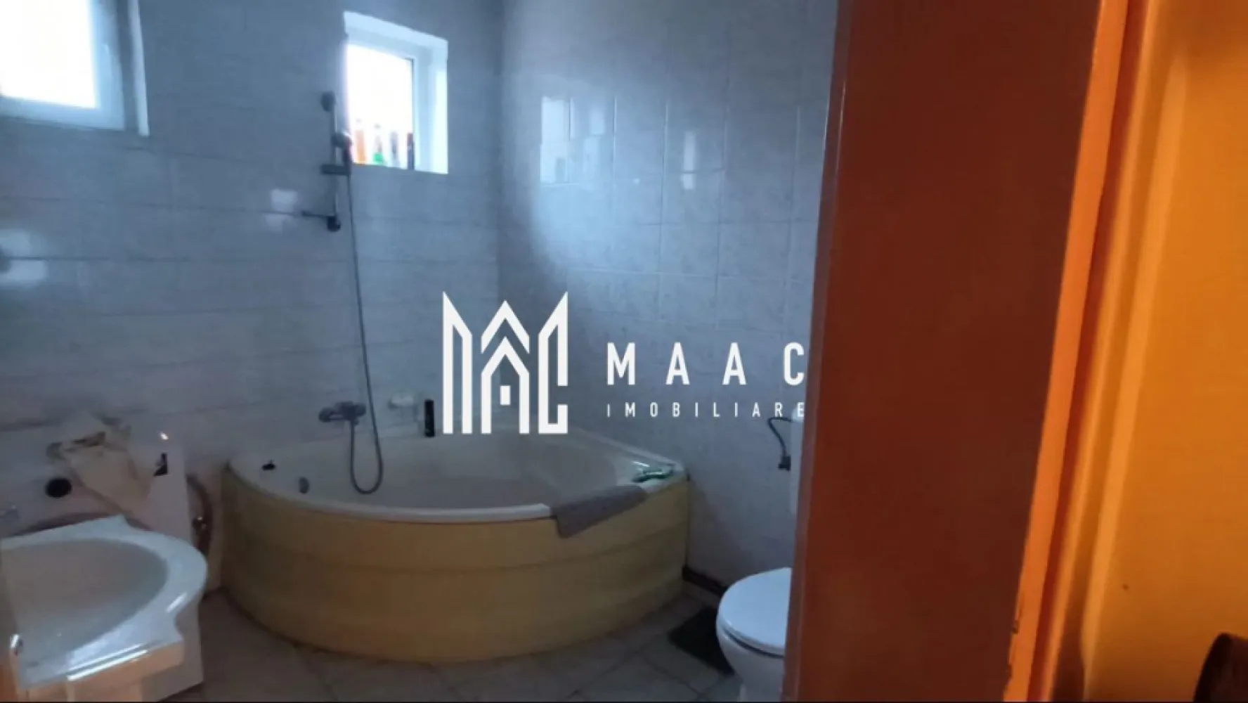 Casă de vânzare I 170 MPU I teren 1200 mp I zonă ultracentrală - Tălmaciu