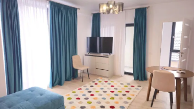 Apartament cu o camera, bloc nou - Prima inchiriere