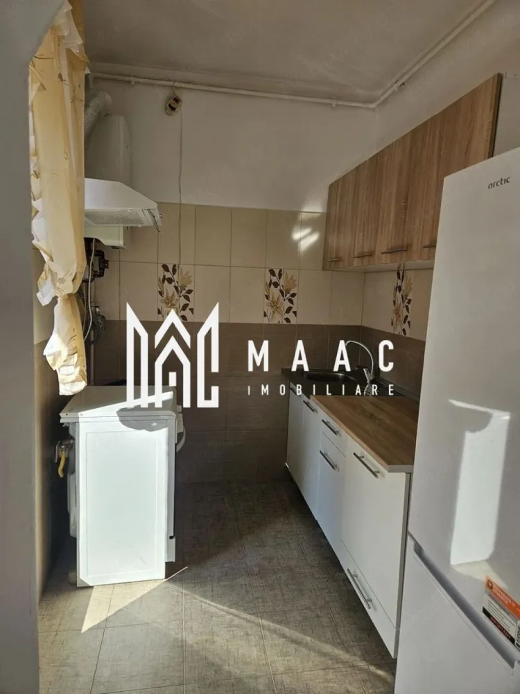 Garsonieră decomandată | Turnișor, Sibiu | etaj 2, balcon 7 mp - Garsonieră decomandată de închiriat în Sibiu, în zona Turnișor - Alma, cu 32 mp utili, balcon generos și amplasare la etajul 2, pregătită pentru mutare imediată.

Detalii proprietate:
• Suprafață utilă: 32 mp
• Suprafață construită: 38 mp
• Compartimentare: decomandată
• Etaj 2 din 4
• Balcon de 7 mp
• Imobil finalizat în 2011
• Stare interioară bună
• Se închiriază complet mobilată și utilată
• Mobilier nou, pregătită pentru primii chiriași
• Disponibilă imediat

Zonă și acces:
Proprietatea este situată în cartierul Turnișor, zona Alma din Sibiu, o locație apreciată pentru accesibilitate. Ai acces facil către stații de autobuz, magazine, centre comerciale și alte puncte de interes din oraș.

Dacă îți dorești o locuință gata de mutare, într-o zonă cu acces rapid către facilități urbane, contactează echipa MAAC Imobiliare pentru o vizionare. Cod anunț CP3199683.