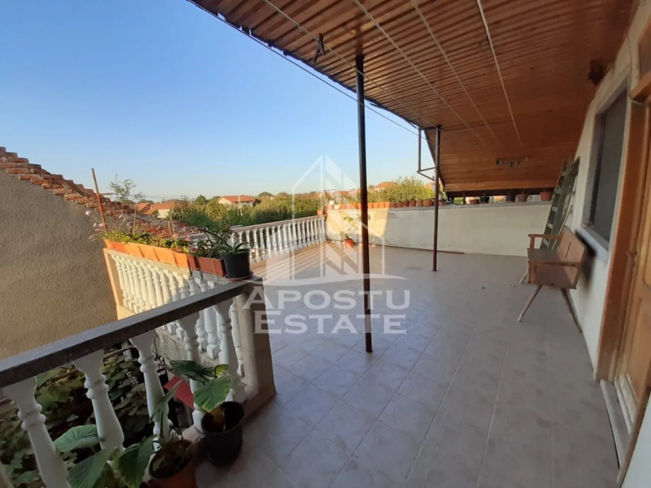 Apartament cu 2 camere, de inchiriat, centrala proprie, Ghiroda