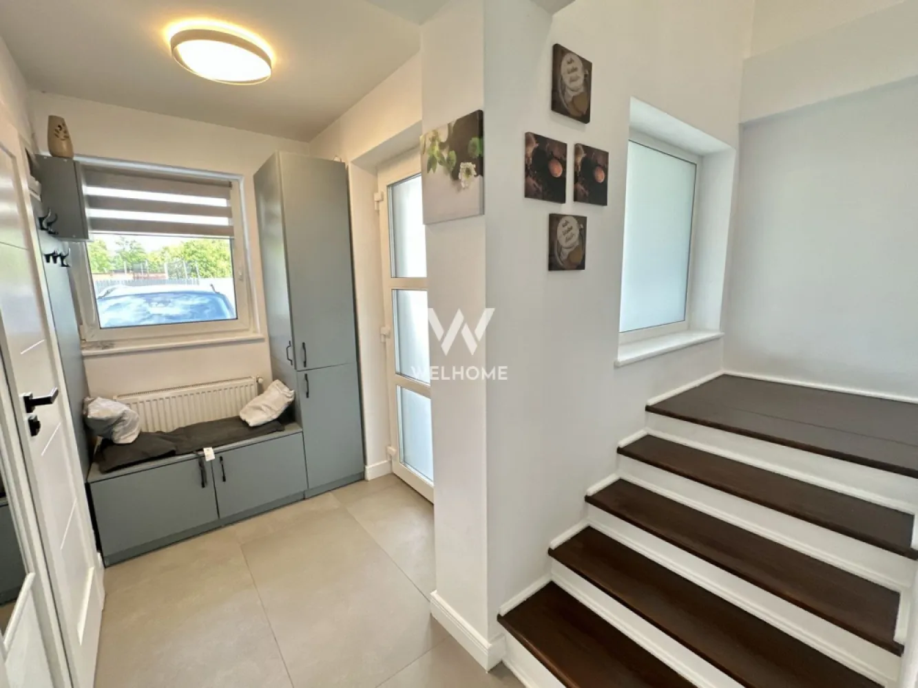 Casa la cheie, curte individuala, jaluzele electrice, aer conditionat