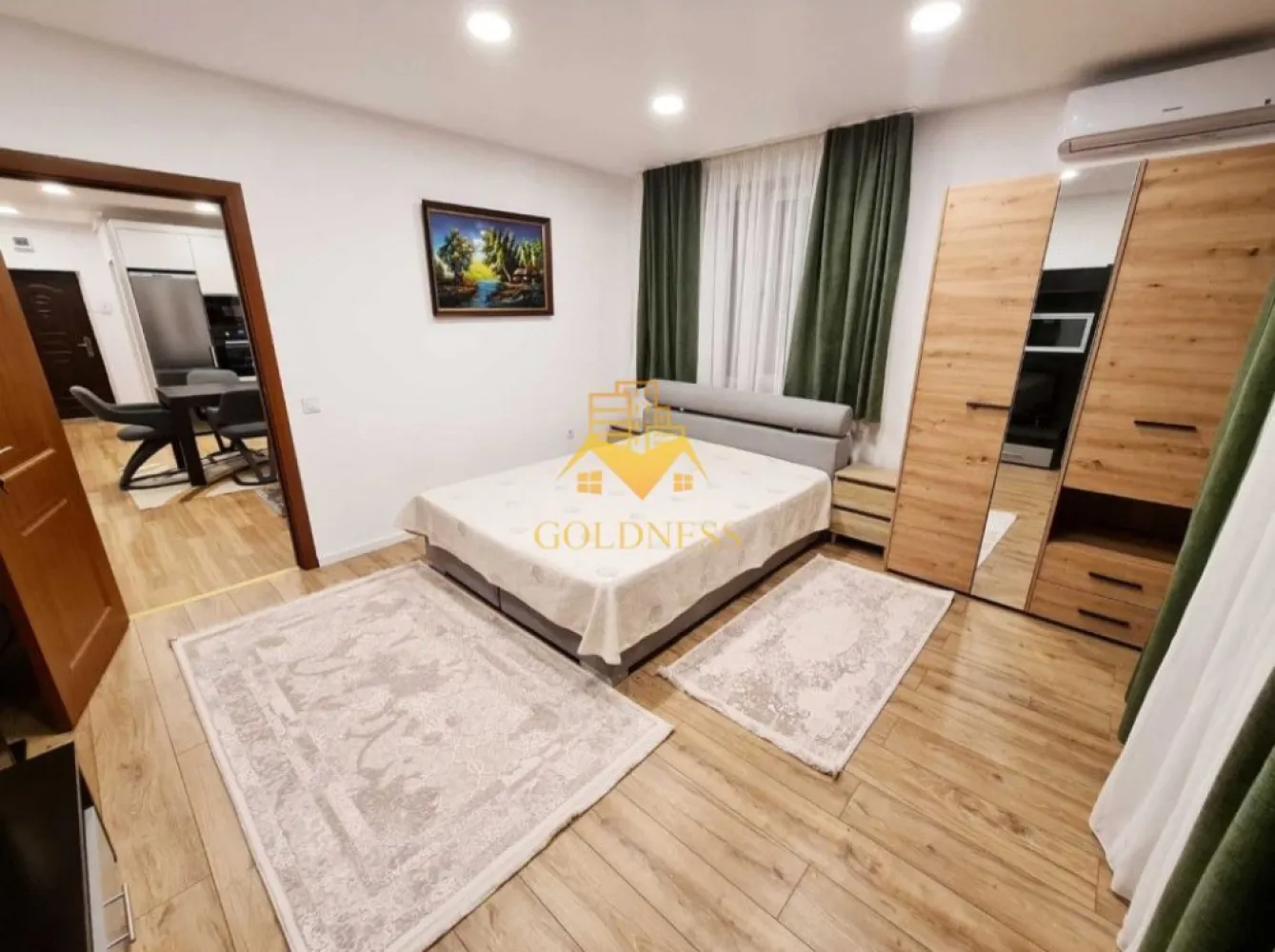 4 camere, modern, bloc nou, garaj, Europa, Mircea Eliade,Obsevatorului - GOLDNESS Imobiliare vă propune spre închiriere un apartament cu 4 camere complet mobilat și utilat, la etajul 3 într-un imobil de 3 etaje+ mansarda, în cartierul Zorilor. Apartamentul este compartimentat astfel: -3 dormitoare foarte spatioase,cu paturi matrimoniale, dressing, noptiere - living cu bucatarie open-space complet utilată, canapea extensibla, loc de servit masa, Tv LED -2 bai, ambele cu cabina de dus, calorifer port prosop inox și dulap pentru depozitare, iar una este și o vana. - balcon de 5 mp. Imobilul este dotat cu toate cele necesare- centrală proprie, mașină de spălat haine, masina de spalat vase, cuptor pe curent, cuptor cu microunde, chiuveta granit, frigider, plită pe inductie, hotă, TV LED in fiecare camera , etc. Se află în apropierea stațiilor de transport în comun, magazine, restaurante, spații verzi, farmacii, etc. Dispune de loc de parcare in garaj! Dacă sunteți interesați de acest apartament și doriți să îl vizionați, dar și pentru alte oferte sau detalii nu ezitați să ne contactați telefonic sau prin e-mail - goldnessimobiliare@gmail.com. Vă stăm la dispoziție! }}