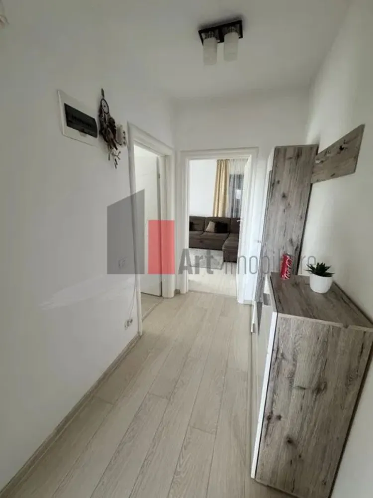 Inchiriere apartamemt 2 camere Lujerului Exigent Faza 1 - Se oferă spre închiriere un apartament modern cu 2 camere decomandate, situat în complexul Exigent Plaza Residence, chiar în spatele Mall Plaza România.
2 camere decomandate
Complet mobilat și utilat
Aer condiționat în fiecare cameră
Terasă
Vedere frumoasă către parc
Posibilitate de închiriere loc de parcare
Amplasare excelentă, cu acces rapid la Mall Plaza, mijloace de transport în comun, magazine, restaurante și toate facilitățile necesare.
