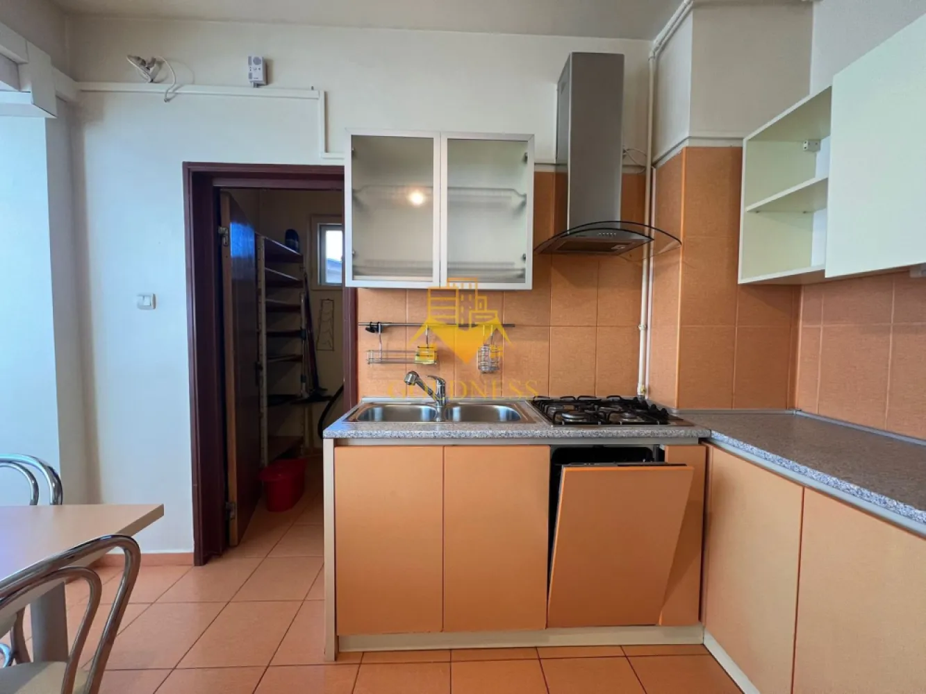 3 camere decomandate, Garaj, Hasdeu, Piezisa, UMF, USAMV, Clinicilor