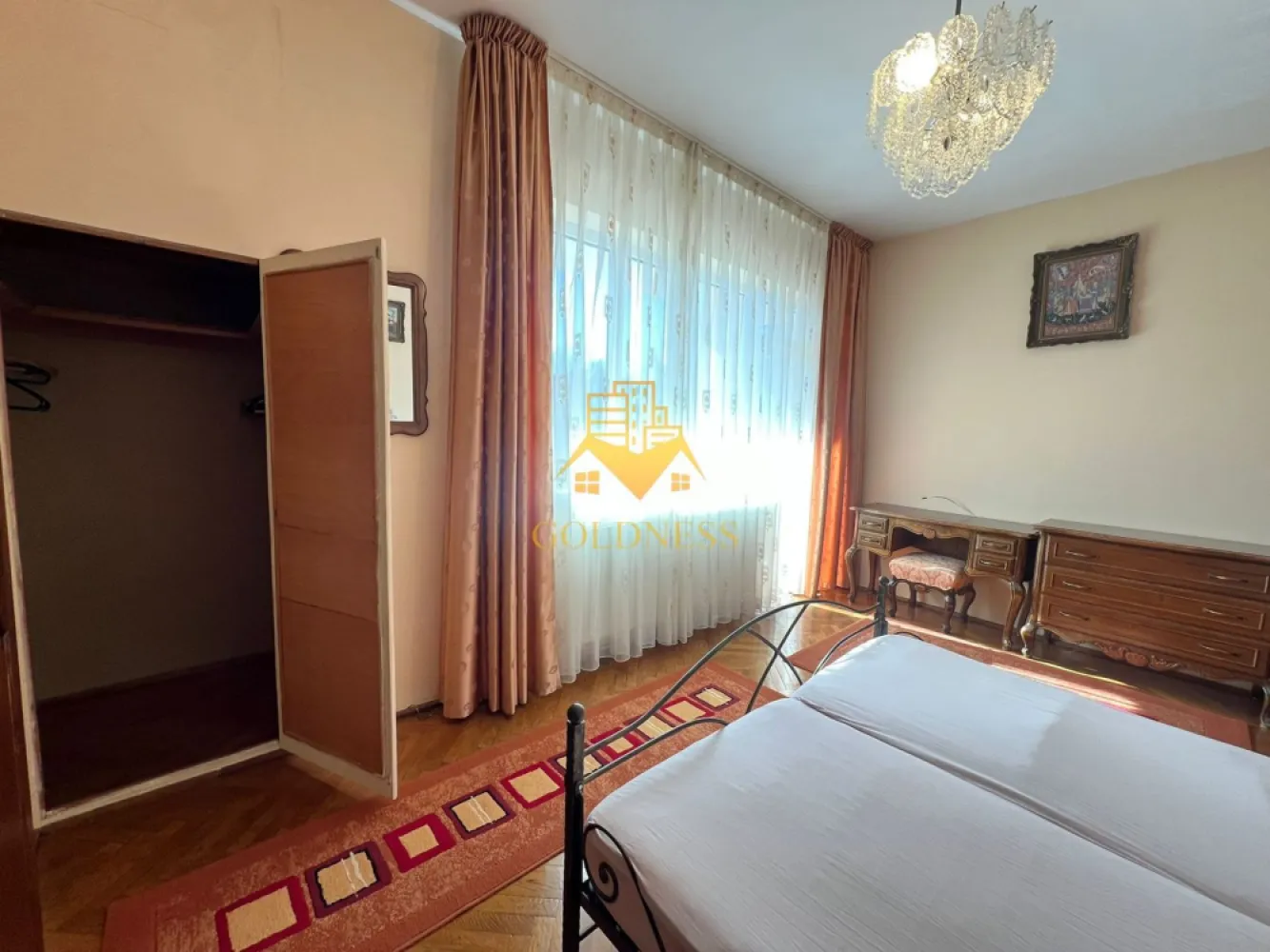 3 camere decomandate, Garaj, Hasdeu, Piezisa, UMF, USAMV, Clinicilor