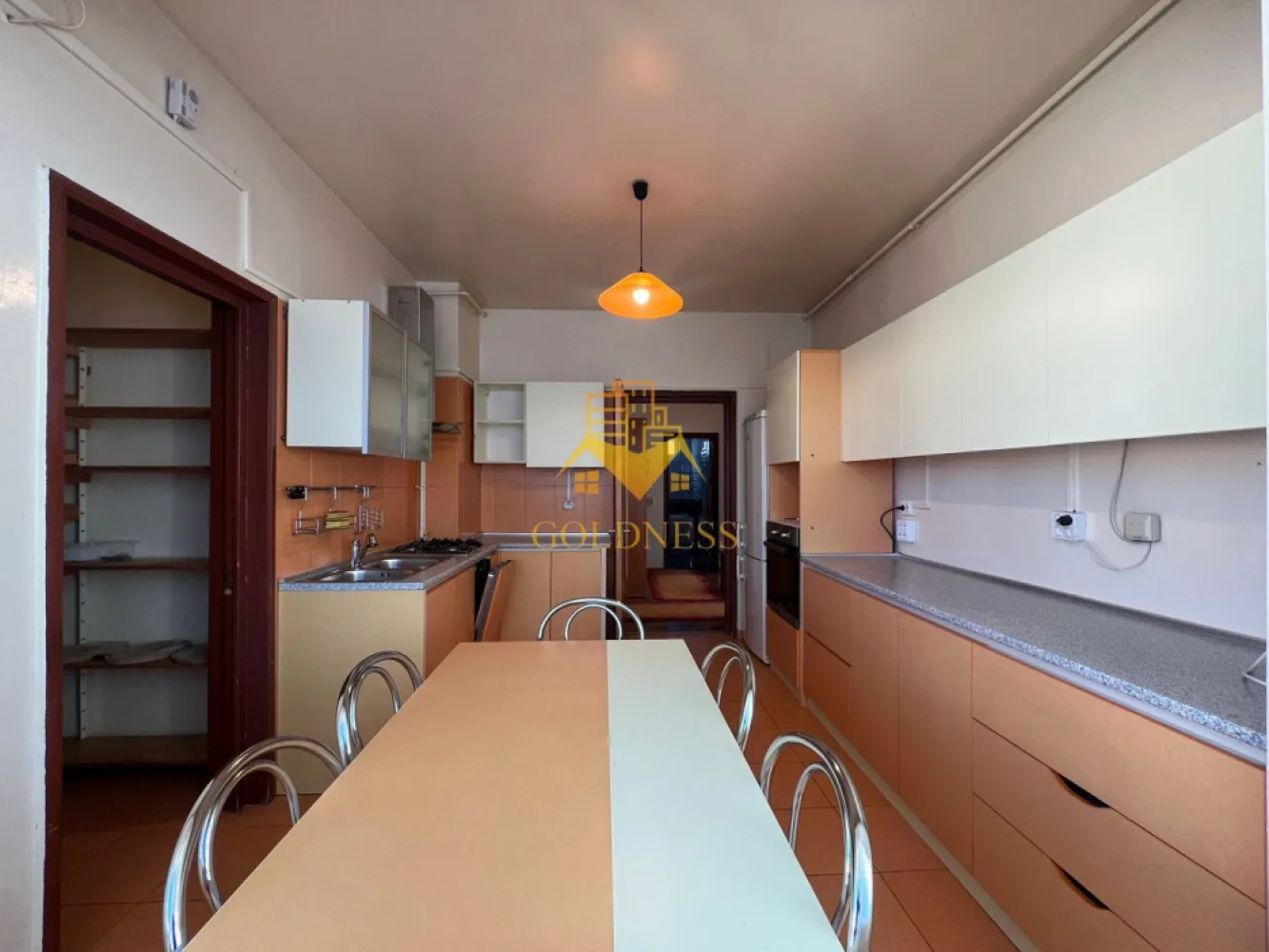 3 camere decomandate, Garaj, Hasdeu, Piezisa, UMF, USAMV, Clinicilor