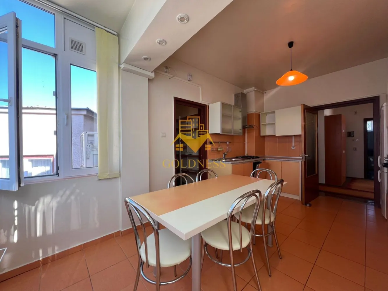 3 camere decomandate, Garaj, Hasdeu, Piezisa, UMF, USAMV, Clinicilor