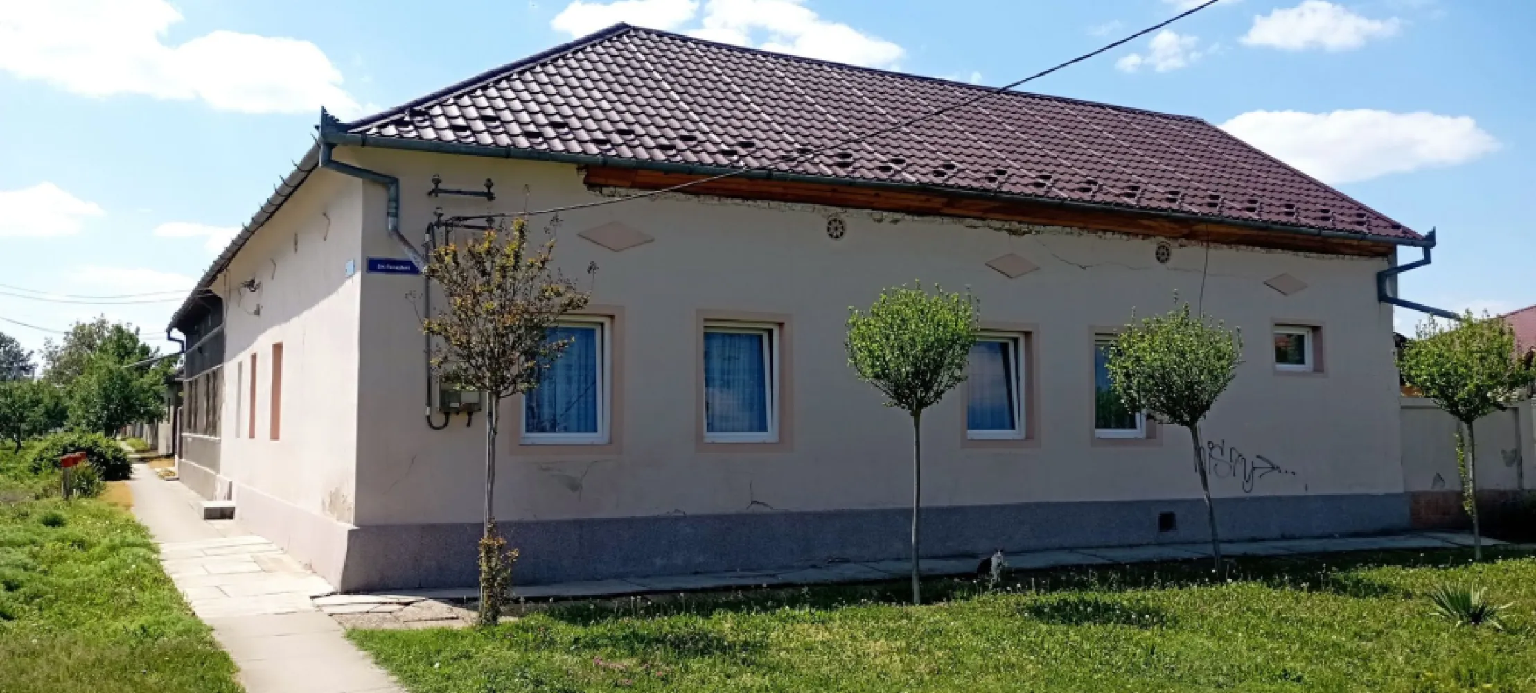 Casă modernă 5 camere, în Caporal Alexa - Sântana