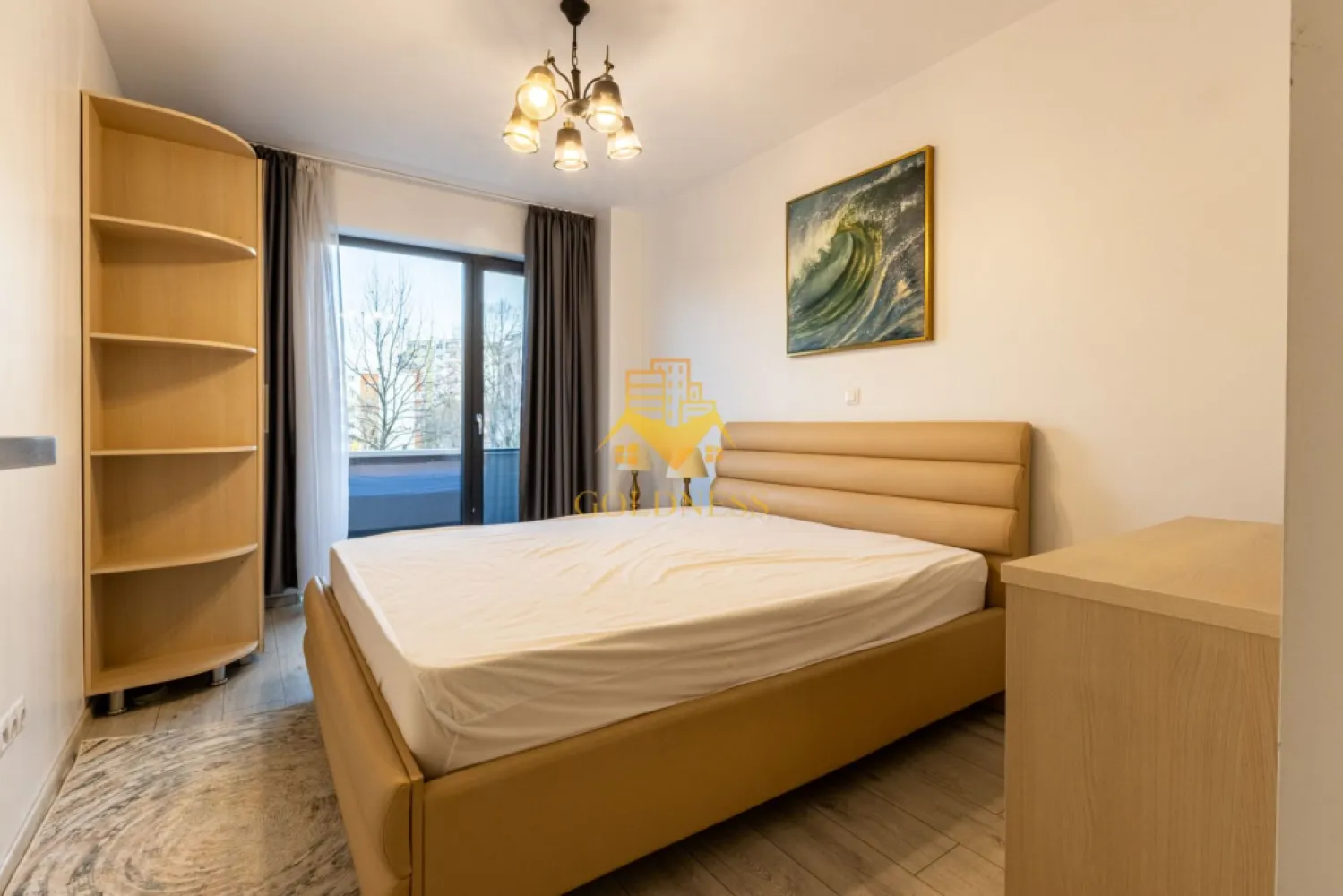 3 camere, terasa, bloc nou, Marasti Zona Piata Marasti, The Office - GOLDNESS Imobiliare vă propune spre închiriere un apartament cu 3 camere complet mobilat și utilat, la etajul 3 într-un imobil de 10 etaje, în Cartierul Marasti. Posibilitate de parcare in zona la liber! Se află în apropierea stațiilor de transport în comun, magazine, restaurante, spații verzi, farmacii, etc. Apartamentul este compartimentat astfel: - dormitor cu pat matrimonial, dressing, noptiere,comoda - dormitor cu pat matrimonial, dressing, noptiere, comoda - living complet utilat și mobilat, canapea extensibilă, loc de servit masa,TV - bucatarie complet mobilata si utilata, loc de servit masa - baie cu cada, calorifer port prosop și dulap pentru depozitare. - baie de serviciu. - terasa de 11 mp. Imobilul este dotat cu toate cele necesare- centrală proprie, frigider, aragaz, hotă, mașină de spălat haine, etc. Dacă sunteți interesați de acest apartament și doriți să îl vizionați, dar și pentru alte oferte nu ezitați să ne contactați telefonic sau prin e-mail. Vă stăm la dispoziție! Pentru intermediere se percepe un comision de 50% din prețul chiriei!