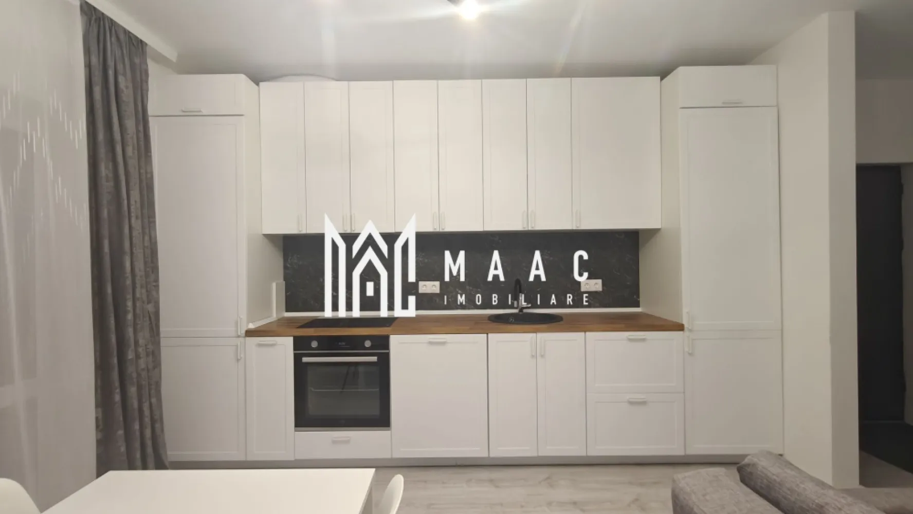 Apartament 3 camere 63mpu I Parcare I Pet- friendly I Stanca