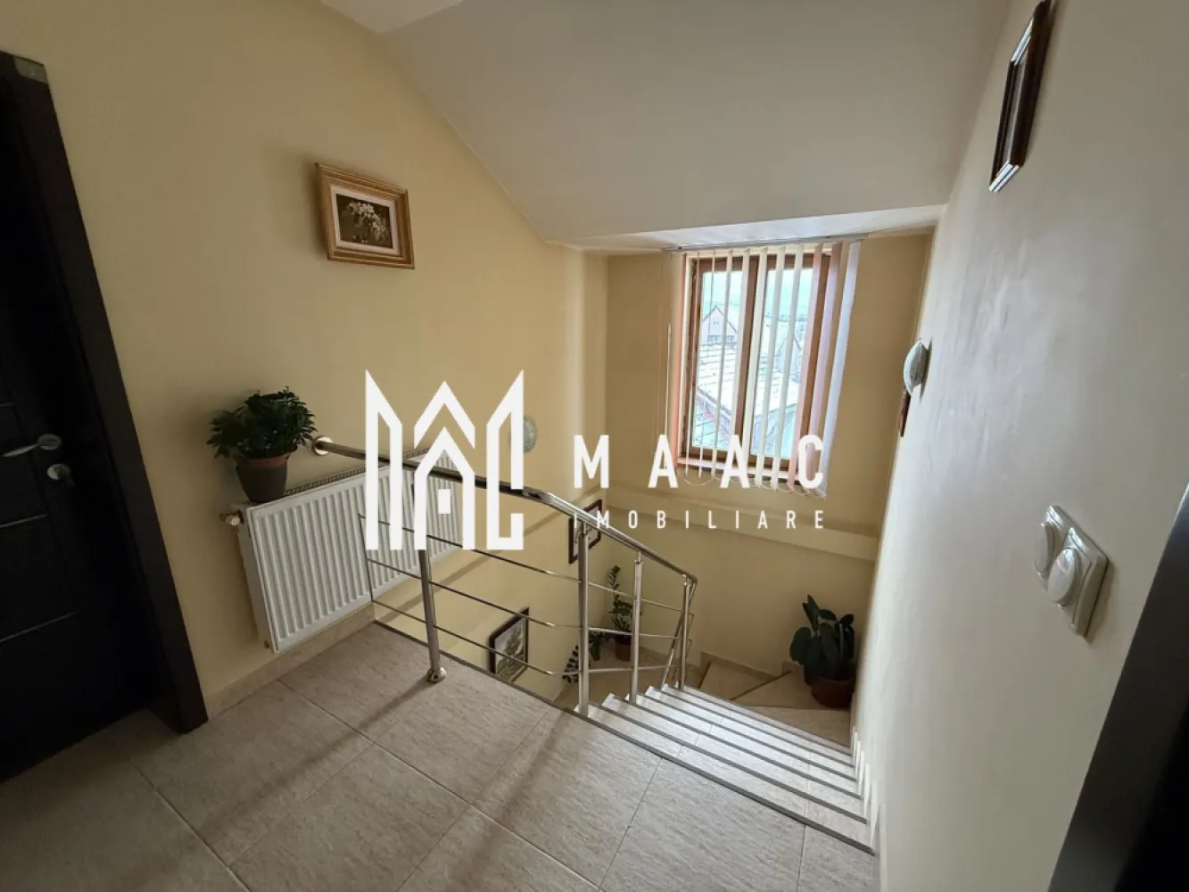 Casa individuala | 7 Camere cu baie proprie | Promenada