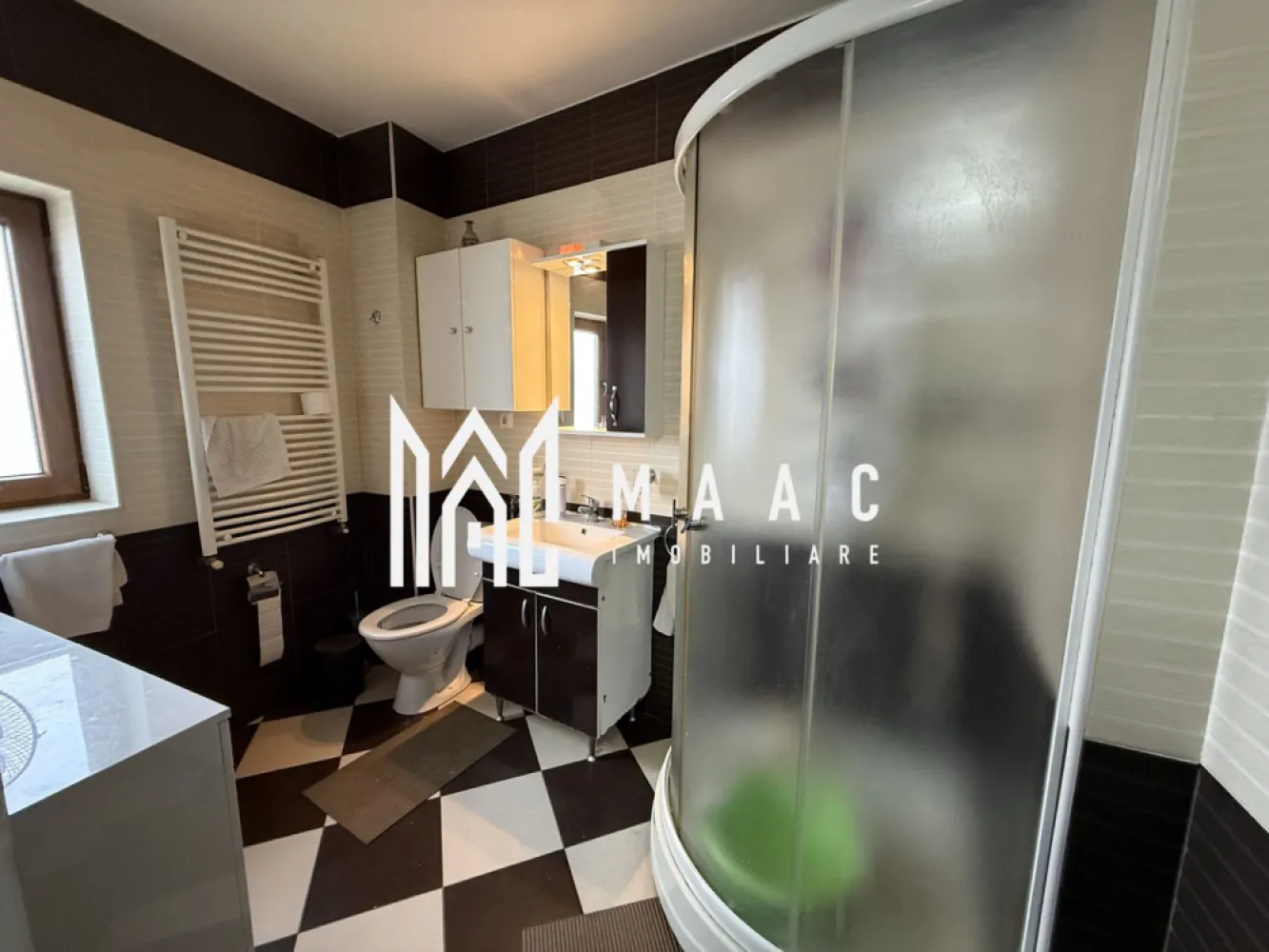 Casa individuala | 7 Camere cu baie proprie | Promenada