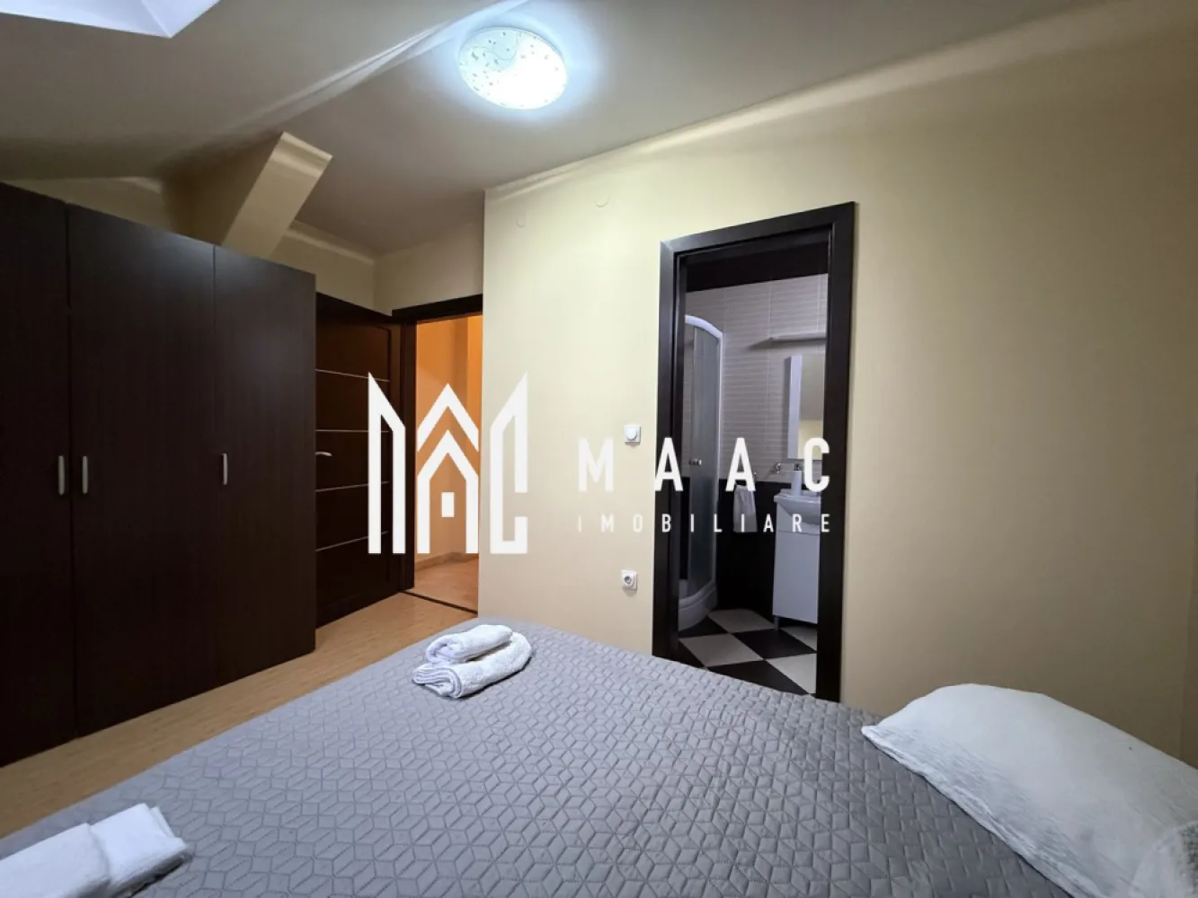 Casa individuala | 7 Camere cu baie proprie | Promenada