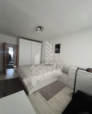 Apartament cu 3 camere ,zona Centrala