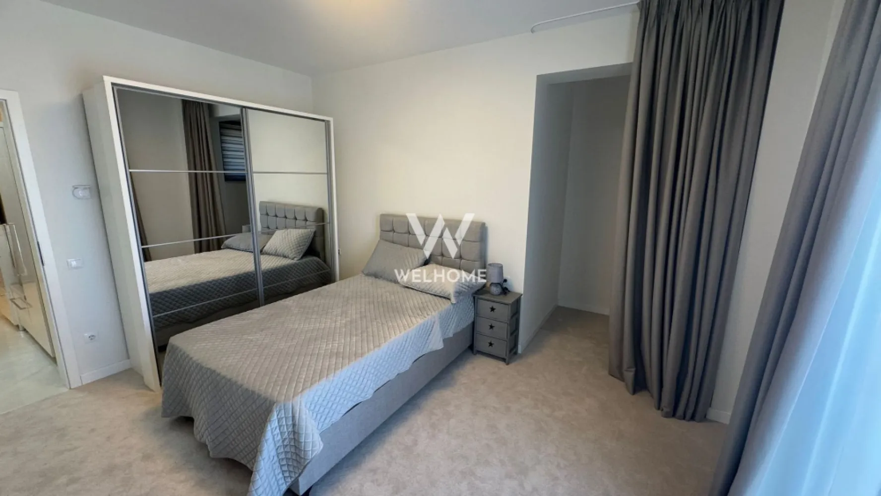 Apartament modern 3 camere - 90 mp utili + terasă - Str Iacob Bologa