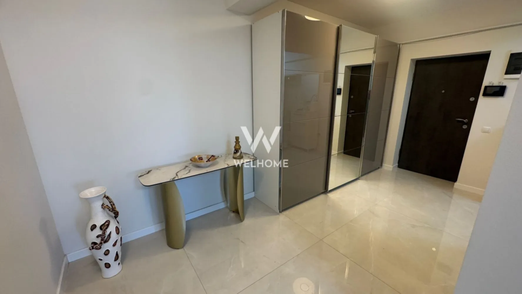 Apartament modern 3 camere - 90 mp utili + terasă - Str Iacob Bologa