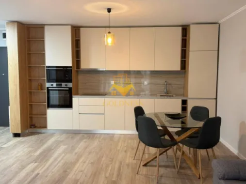 2 camere, Marasti, The Nest, The Office, 21 Dec, Prima inchiriere