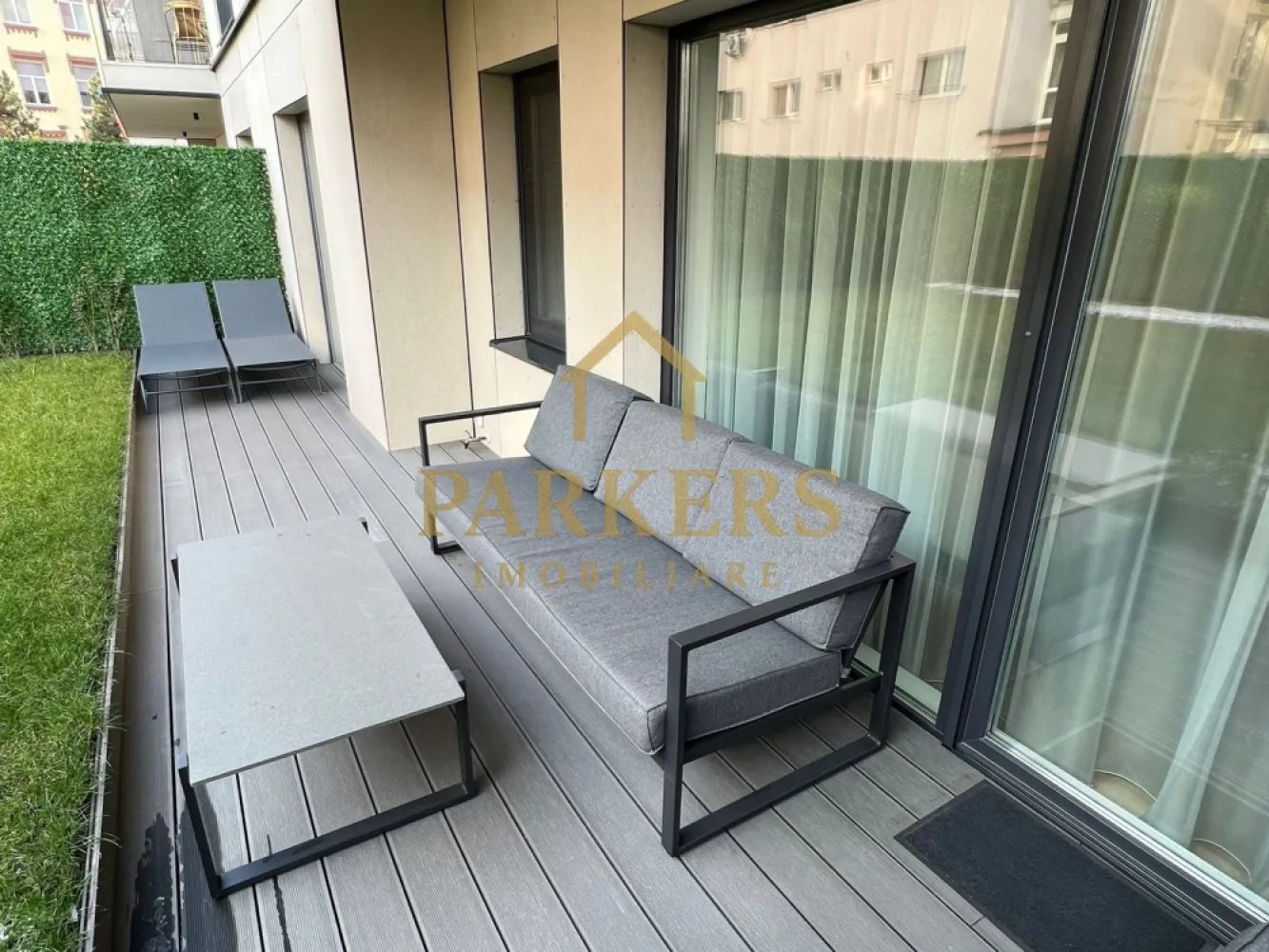Apartament modern 2 camere și grădină proprie, semicentral-Record Park