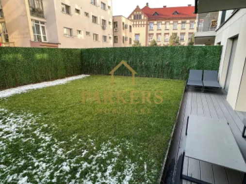 Apartament modern 2 camere și grădină proprie, semicentral-Record Park