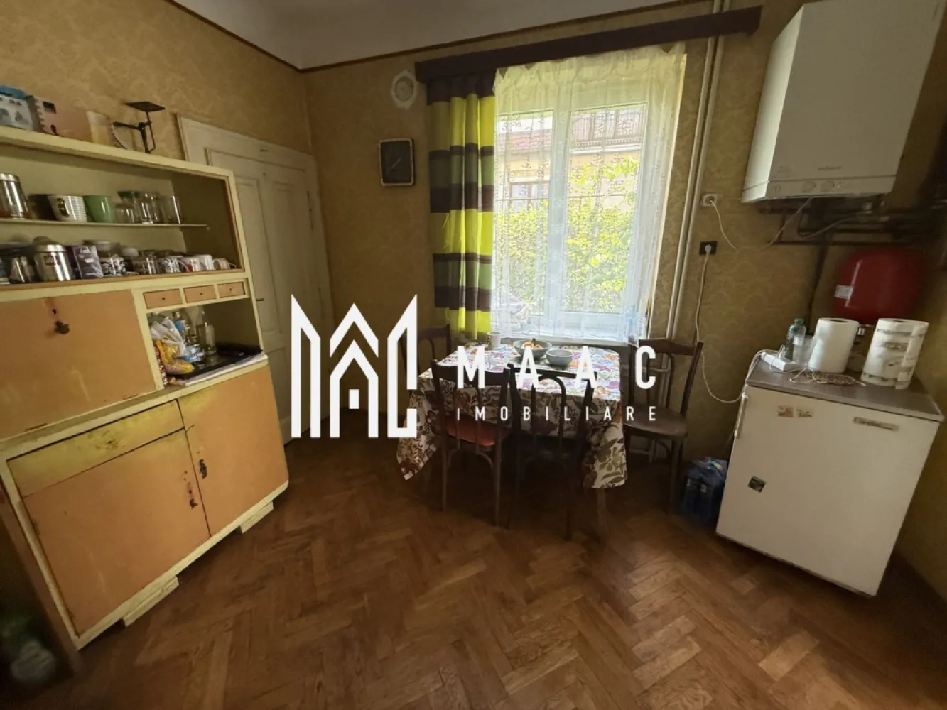 Casă de vânzare Sibiu | 4 camere | Central, 200 mp, teren 777 mp