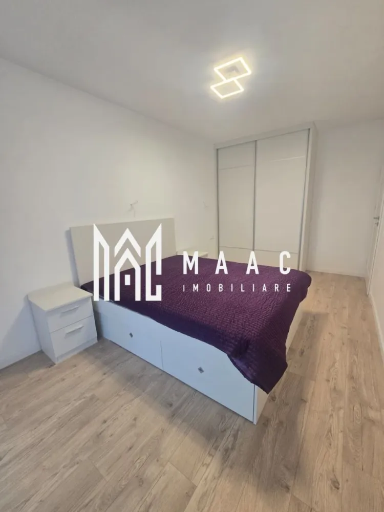 Apartament 2 camere nou | Modern | Balcon | Parcare - MAAC Imobiliare ofera spre inchiriere apartament de 2 camere, nou, complet mobilat si utilat, in zona de vest. mai exact in ansamblul rezidential DaVinci.

Locuinta are suprafata utila de 52mp si este alcatuita din hol, living open space cu bucatarie cu toate facilitatile, dormitor cu pat matrimonial, baie moderna si terasa de 18mp.

Apartamentul se afla la parterul inalt unui imobil cu regim de inaltime P+1+M, situat la intrarea in Sibiu, in cartierul rezidential DaVinci, care se remarca prin procentul ridicat de spatii verzi, constructii calitative si orientare Sudica la toate locuintele.

Se percepe o chirie in avans si garantie in cuantumul unei chirii lunare. Disponibilitate imediata.

Pentru mai multe detalii, specificati telefonic: CP3208400