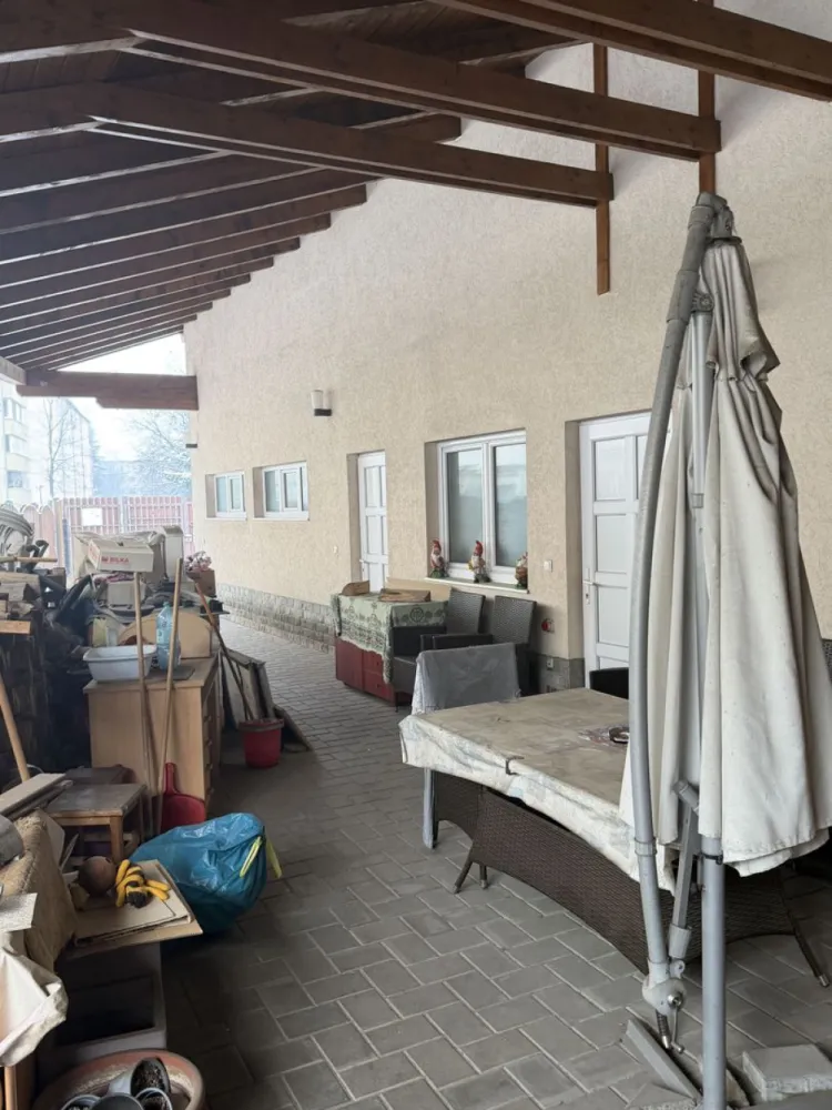 Casa individuala,situata in zona strada Crinilor