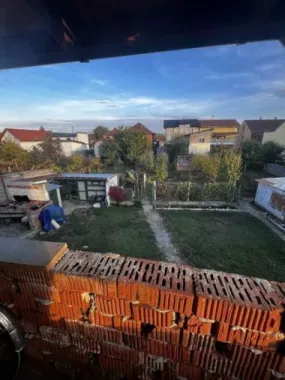 BRASADAS vinde casa in zona 14 Mai.