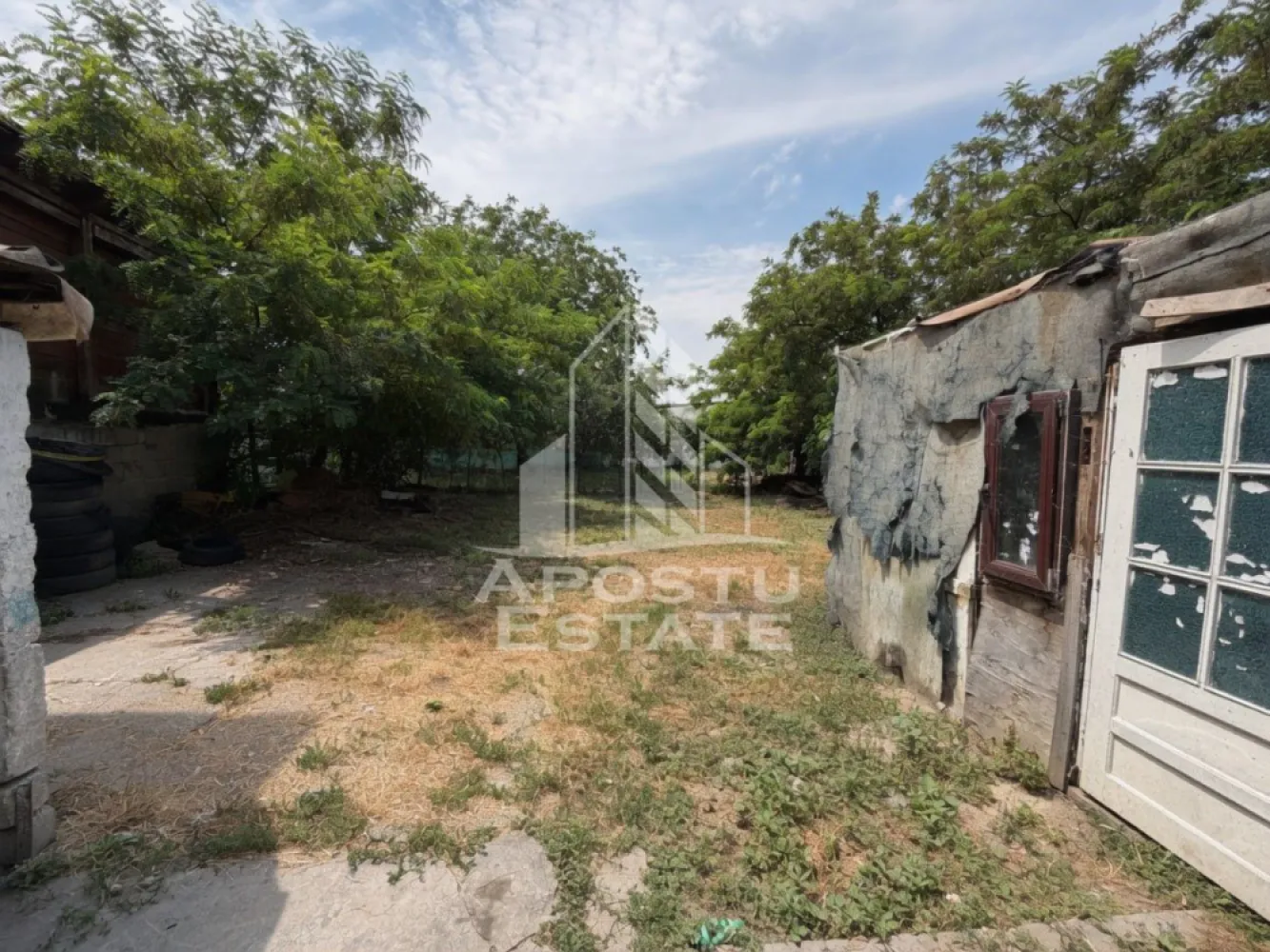 Casa de vanzare, teren 225 mp, zona Fratelia, Bujorilor, Timisoara