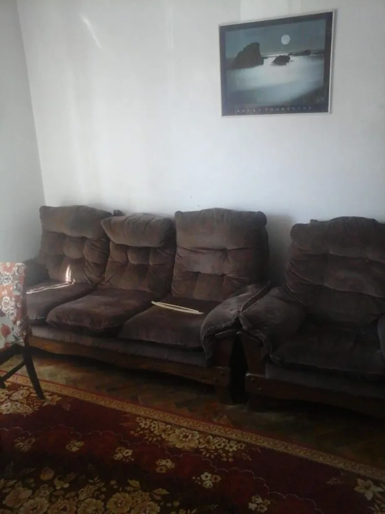 BRASADAS vinde casa cu etaj 4 cam 4 ari in zona 14 Mai.