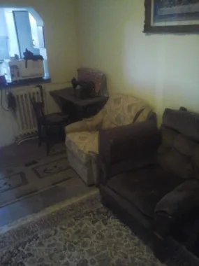 BRASADAS vinde casa cu etaj 4 cam 4 ari in zona 14 Mai.