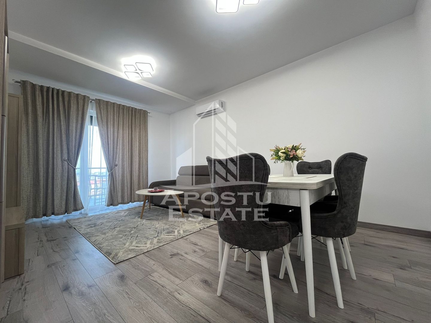 Apartament 2 camere+parcare, Adora Park