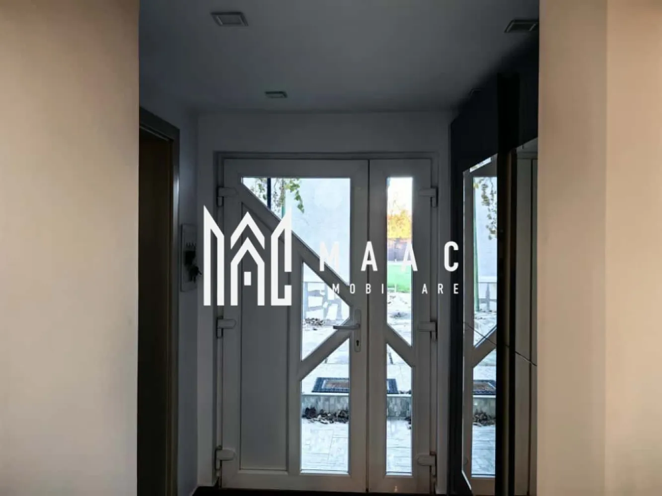 Casa 6 Camere I Curte I Zona Piata Cluj