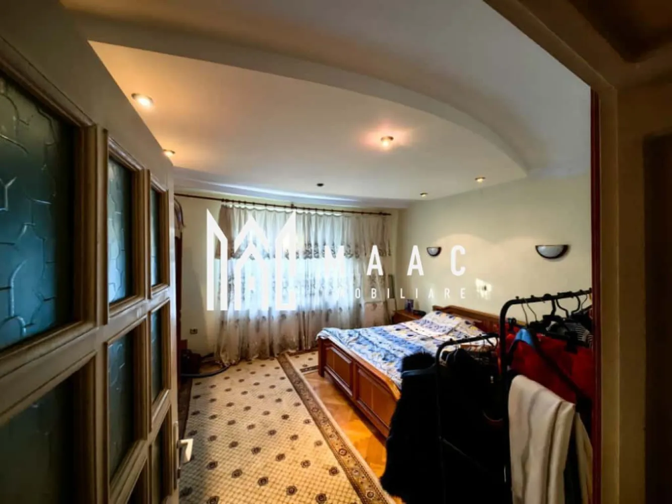 Casa 6 Camere I Curte I Zona Piata Cluj