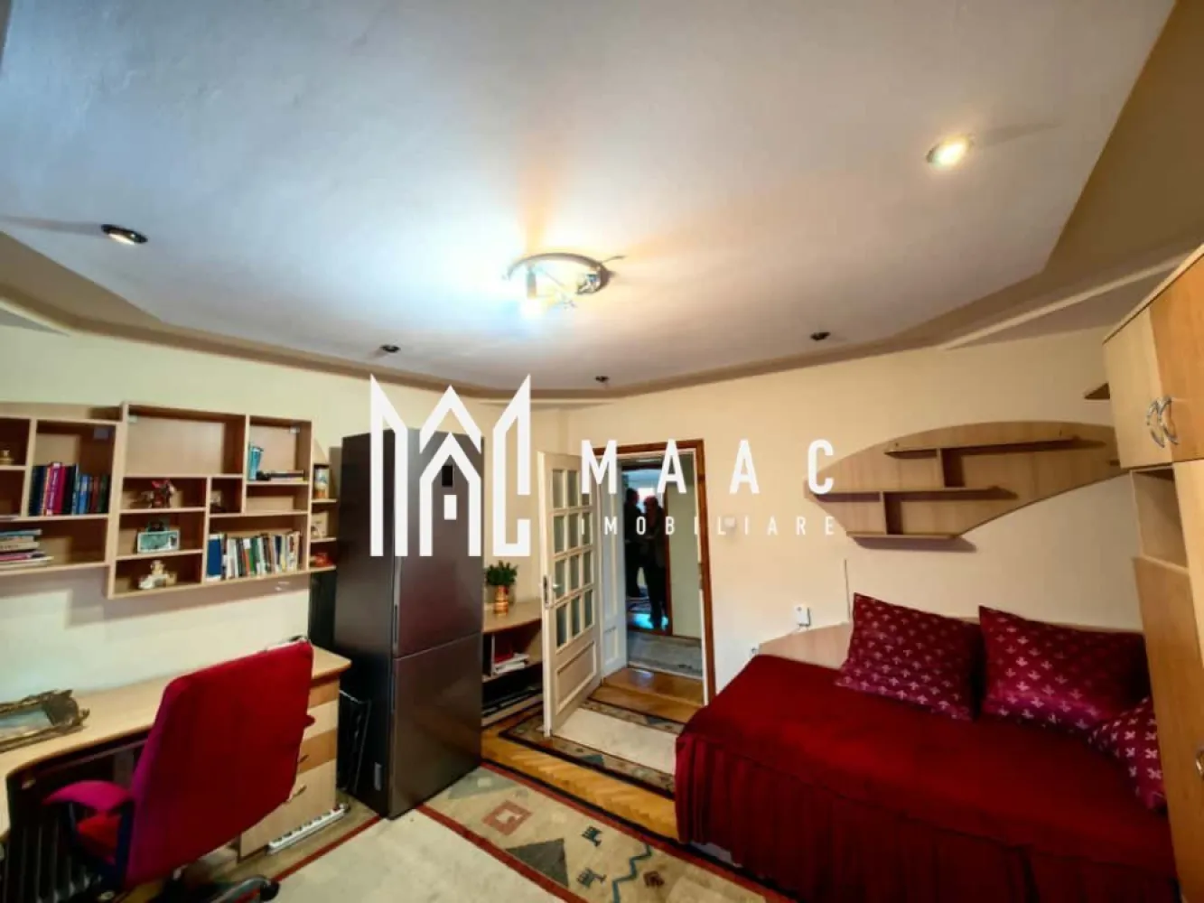 Casa 6 Camere I Curte I Zona Piata Cluj