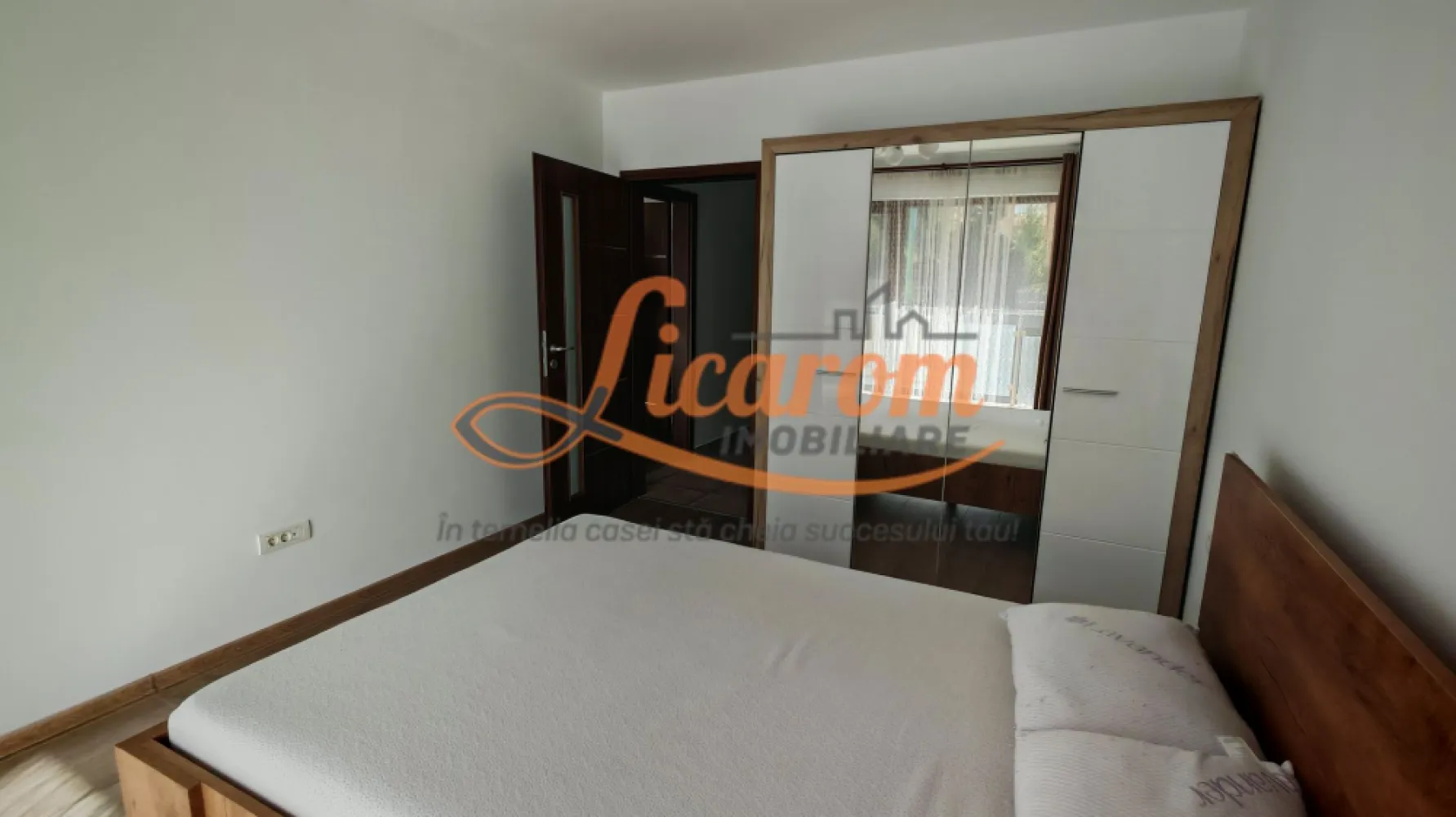 Apartament 2 camere,decomandat,bloc NOU,zona Judetean,mobilat,utilat