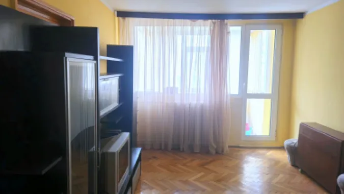 Apartament 3 camere de vanzare - Tiglina 1 - Strada Saturn - Etaj 2
