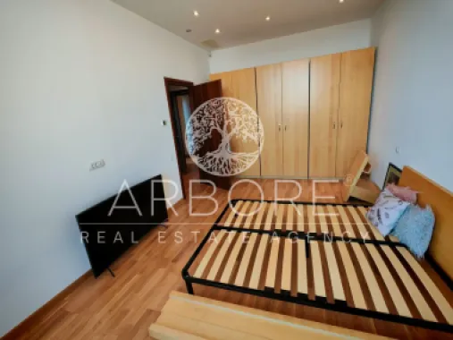 Penthouse 5 camere 250 mp lângă Ambasada SUA , zona Băneasa București