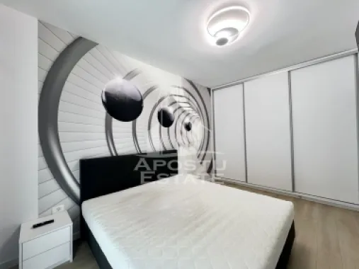 Apartament cu 2 camere de inchiriat, loc de parcare, Giroc