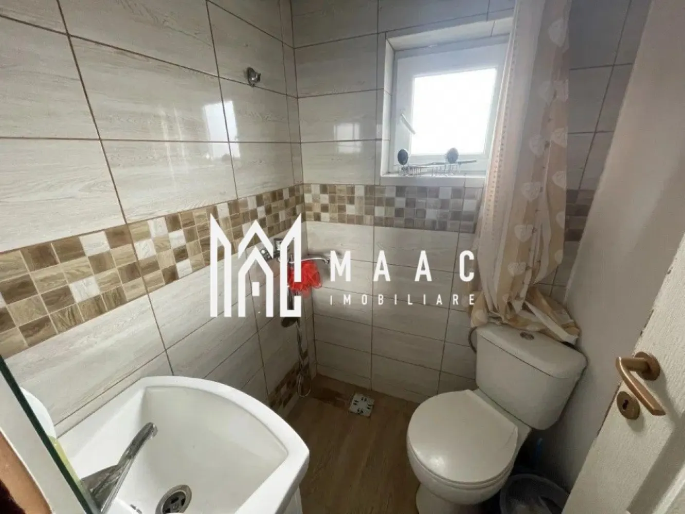 Casă individuală | 3 camere | Curte mare | Zonă liniștită | Șura Mare