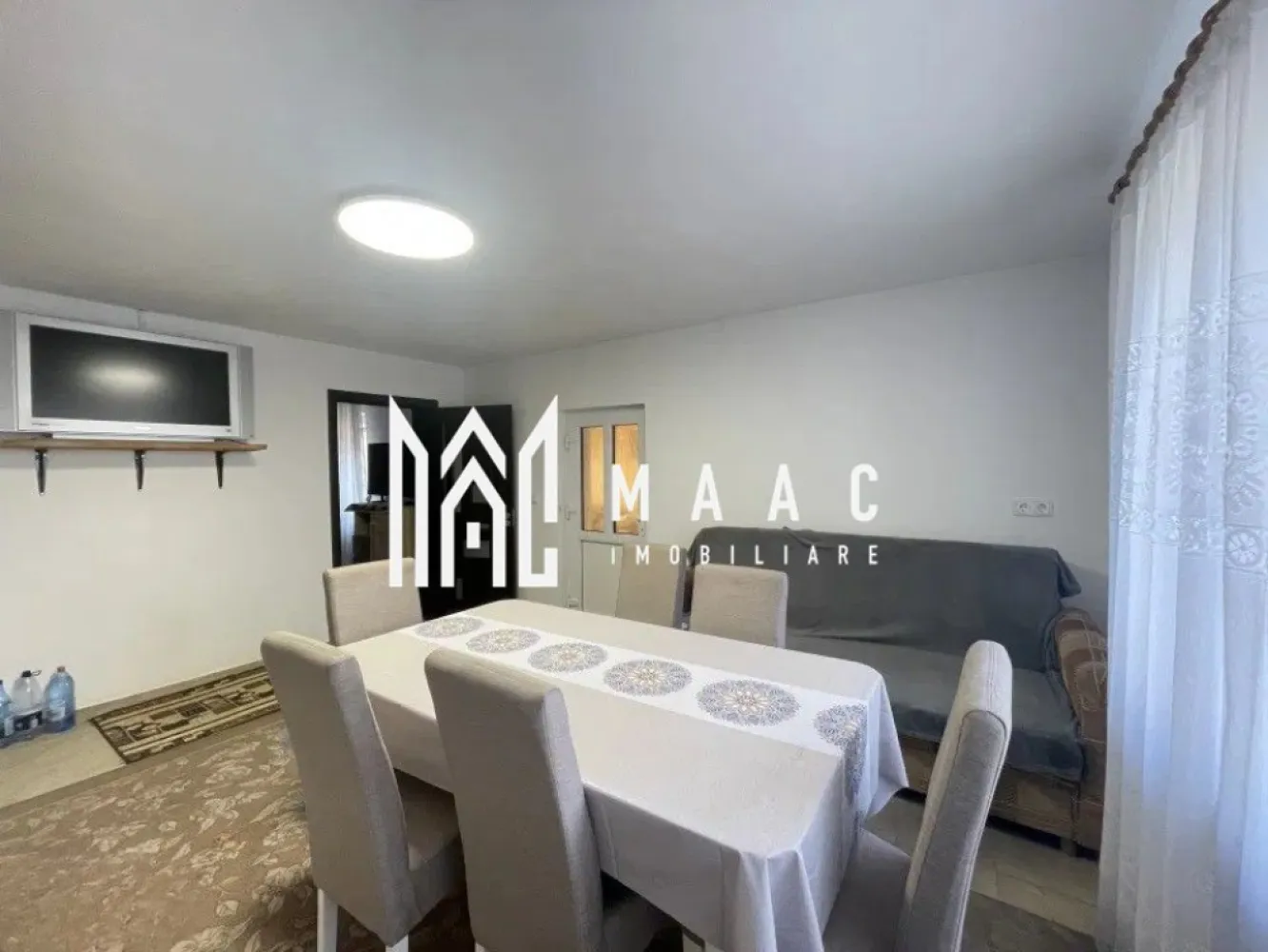 Casă individuală | 3 camere | Curte mare | Zonă liniștită | Șura Mare