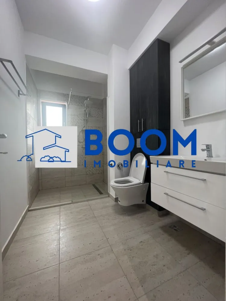 Apartament 3 camere decomandat | Central, Râmnicu Vâlcea | 73 mp, parcare, 2024