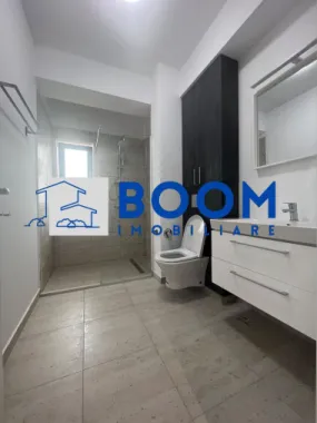 Apartament 3 camere decomandat | Central, Râmnicu Vâlcea | 73 mp, parcare, 2024