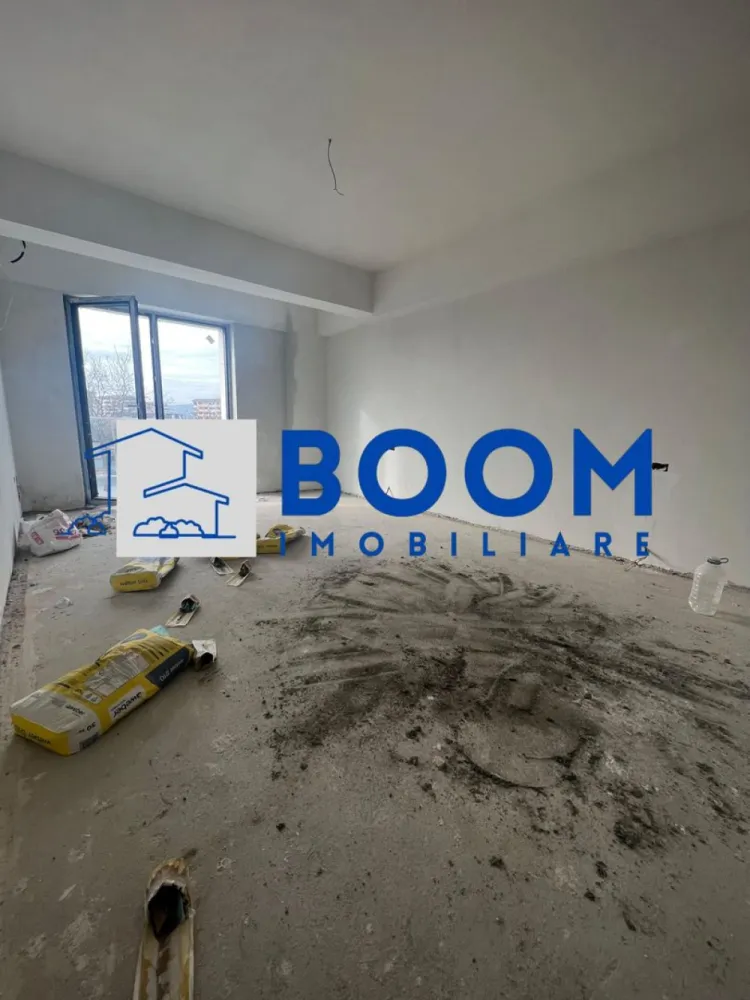 Studio | Dem Radulescu- Ostroveni | Bloc intabulat - BOOM Imobiliare vă propune spre vânzare un studio modern, situat în zona foarte căutată Dem Rădulescu – Ostroveni, în Râmnicu Vâlcea. Proprietatea se află la etajul 2 al unui bloc intabulat, oferind confort și acces rapid la toate punctele de interes din zonă.

Suprafață construită: 50 m²
Compartimentare practică și bine gândită:

* Cameră spațioasă și luminoasă
* Bucătărie separată
* Grup sanitar
* Terasă ideală pentru relaxare

Studioul se vinde finisat, iar predarea se face imediat, cu posibilitatea ca viitorul proprietar să personalizeze spațiul după propriile preferințe.

Loc de parcare exterior inclus în preț, înscris în actul de proprietate – un avantaj important pentru zonă.

Achiziția se poate face prin orice modalitate de plată, ceea ce face această ofertă potrivită pentru locuire sau investiție.

Un studio cochet, într-o zonă în plină dezvoltare – o oportunitate excelentă oferită de BOOM Imobiliare.

Pentru detalii suplimentare sau programarea unei vizionări, vă stăm cu drag la dispoziție!

id: CP3195697