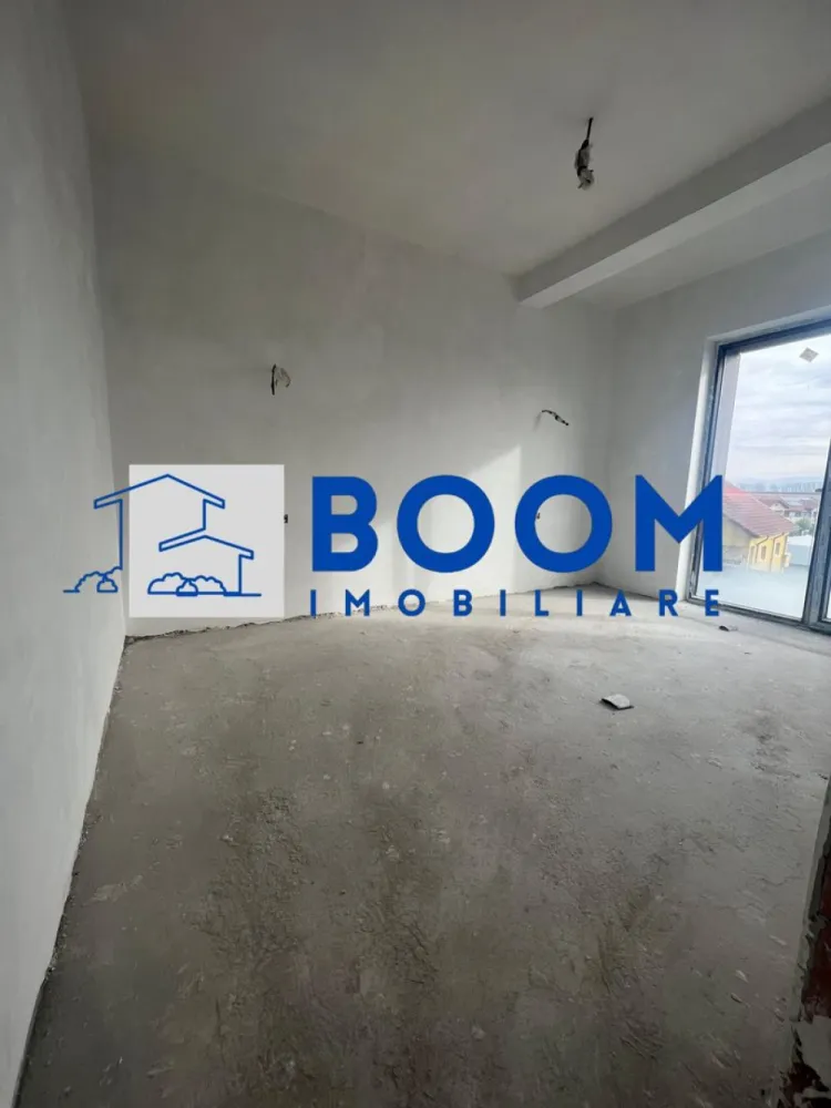 Apartament 2 camere | Dem Radulescu-Ostroveni | Bloc nou intabulat - BOOM Imobiliare vă oferă spre vânzare un apartament modern cu 2 camere, situat într-una dintre cele mai apreciate zone ale orașului – Dem Rădulescu – Ostroveni, Râmnicu Vâlcea. Proprietatea se află la etajul 2/3, într-un bloc nou, finalizat în 2025, dotat cu lift și intabulat, pregătit pentru tranzacționare imediată.

Suprafață construită: 70 m²
Compartimentare optimă:

* Living luminos și spațios
* Bucătărie separată
* Dormitor confortabil
* Baie modernă
* Logie + balcon – spații ideale pentru relaxare

Apartamentul se predă finisat la cheie, iar viitorul proprietar are posibilitatea de a personaliza finisajele după propriul gust, pentru un cămin exact așa cum și-l dorește.

Loc de parcare exterior inclus în preț, înscris în actul de proprietate – un avantaj important într-o zonă aglomerată.

Achiziția se poate realiza prin orice modalitate de plată, ceea ce face această ofertă accesibilă și flexibilă.

Un apartament nou, modern, excelent poziționat și cu facilități complete – o oportunitate ideală oferită de BOOM Imobiliare.

Pentru informații suplimentare sau pentru o vizionare, vă stăm cu drag la dispoziție!

id: CP3195696