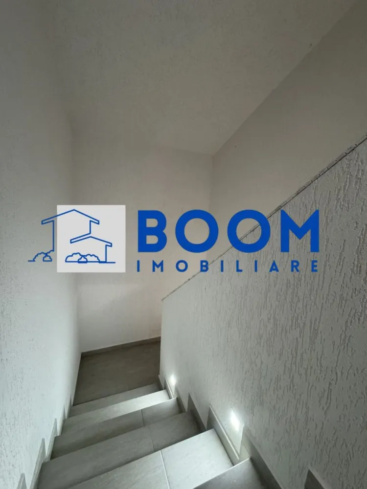 Casa 4 Camere | Teren 300MP | Zona - Vladesti Priporu