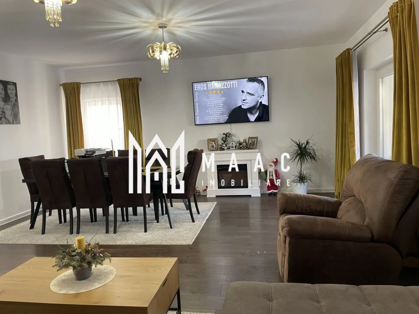 Casă Tip Duplex | Mobilată Si Utilată | Cartierul Arhitecțil - MAAC Imobiliare vă propune spre vânzare o casă tip duplex, situată în Cartierul Arhitecților, Locuința a fost finalizată în anul 2019 și este locuită de aproximativ 4 ani. Proprietatea se remarcă prin finisaje premium și mobilier de lux, fiind pregătită pentru mutare imediată. Compartimentare: Parter • hol de acces • casa scării • debara/cămară • baie • bucătărie • living spațios cu ieșire pe terasă acoperită de 21 mp Etaj • 3 dormitoare complet mobilate • hol • dressing • baie • balcon Avantaje și dotări: Se vinde complet mobilată și utilată, exact ca în imagini Terasă acoperită ideală pentru relaxare Curte pavată și complet amenajată Garduri solide din beton și cărămidă, placate cu piatră și marmură Posibilitate de parcare pentru până la 3 mașini în curte Zonă rezidențială liniștită, foarte căutată Pentru mai multe informații sau pentru programarea unei vizionări, vă rugăm să ne contactați și să specificați ID-ul proprietății: CP2958313. }}