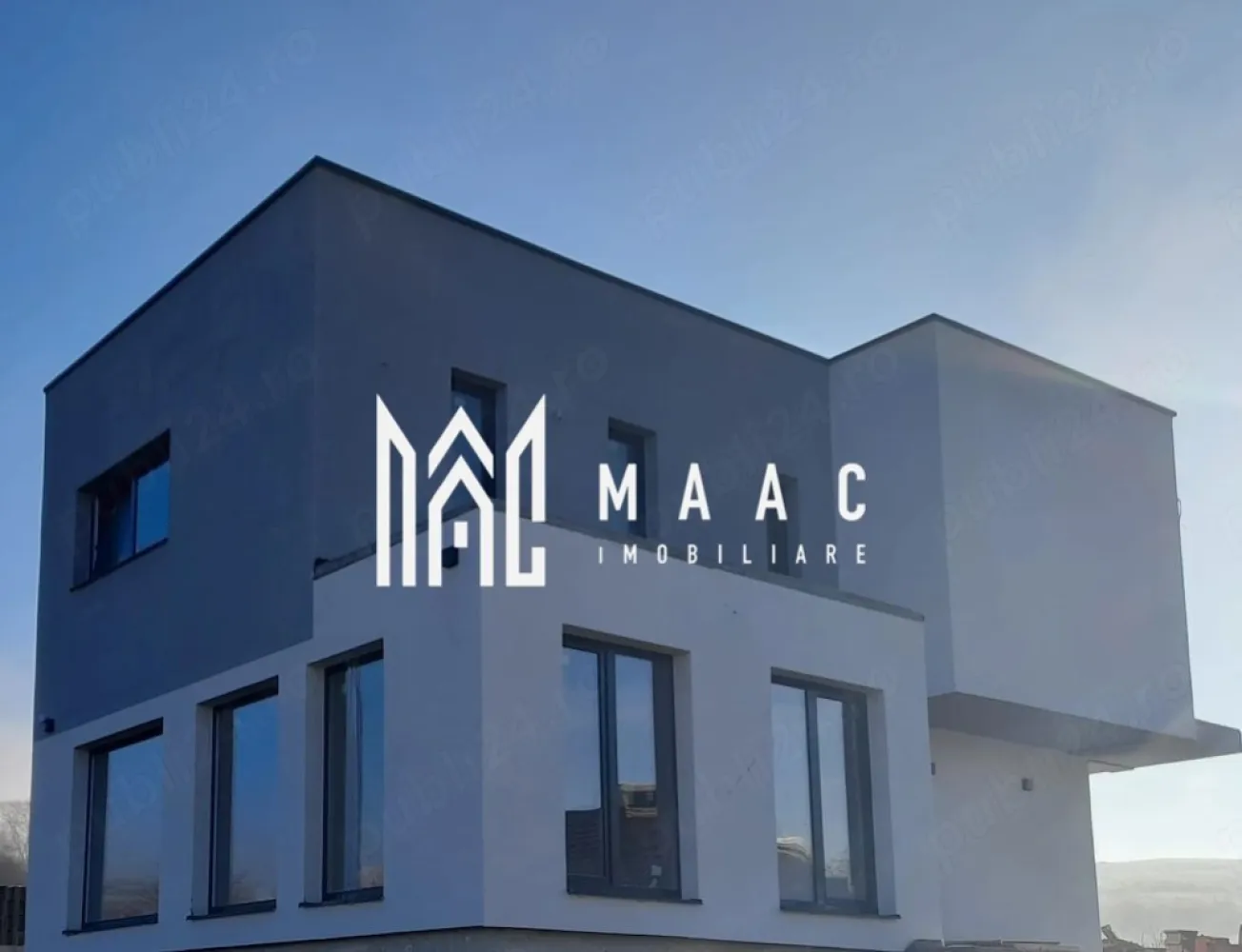 Teren intravilan 400 mp | Selimbăr-Bungard | Proiect,Autorizație - Teren intravilan de 400 mp între Selimbăr și Bungard, la câțiva kilometri de Sibiu, cu proiect aprobat și autorizație de construire inclusă, potrivit pentru demararea rapidă a construcției unei case.

Detalii proprietate:
• Suprafață teren: 400 mp
• Clasificare: teren intravilan pentru construcții
• Deschidere la drum: 19 m
• Proiect aprobat și autorizație de construire incluse
• Teren situat la capăt de stradă
• Utilități disponibile la aproximativ 20-30 m de teren
• Poziționare cu vedere permanentă spre Munții Făgăraș și spre Sibiu

Zona este exclusiv rezidențială, destinată caselor unifamiliale, iar amplasarea oferă acces rapid către împrejurimi. Proprietatea se află la aproximativ 4 km de Sibiu și la 2 km de Șelimbăr, într-un cadru care păstrează deschiderea către peisajul din față.

Cod anunț CP3209252. Contactați echipa MAAC Imobiliare pentru detalii suplimentare și pentru programarea unei vizionări la teren.

Conținut optimizat cu AI, aprobat de agent uman.