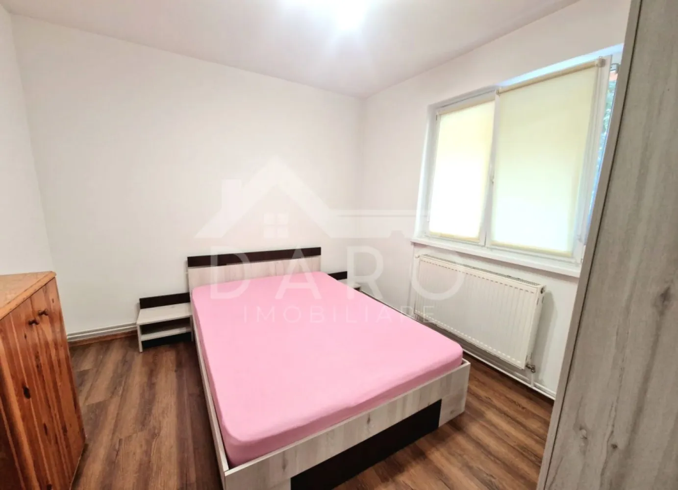 Inchiriez apartament cu doua camere in Cartierul Dambu