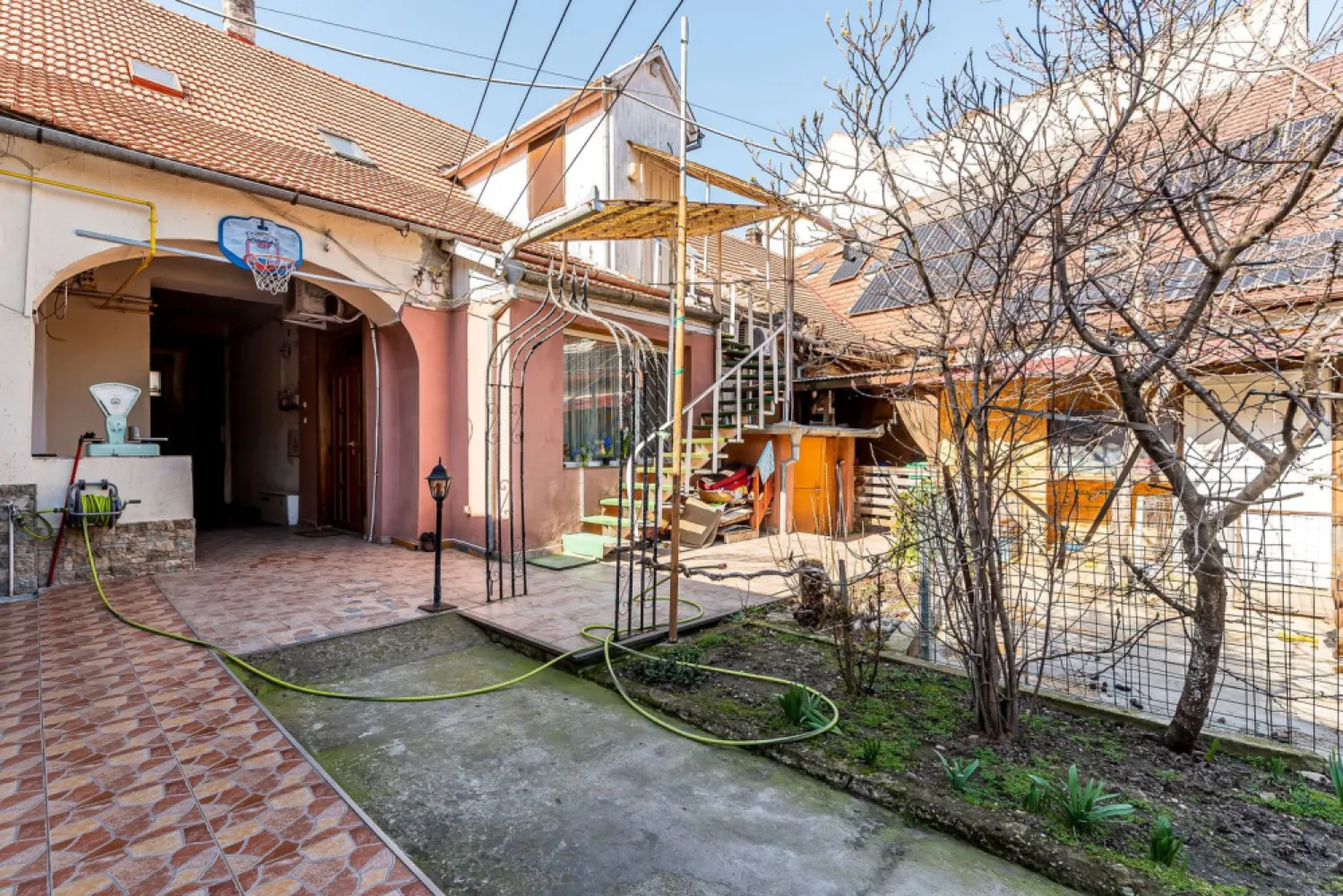 Locuință și Business pe Str. L. Blaga, Arad, Spațiu + Apartament