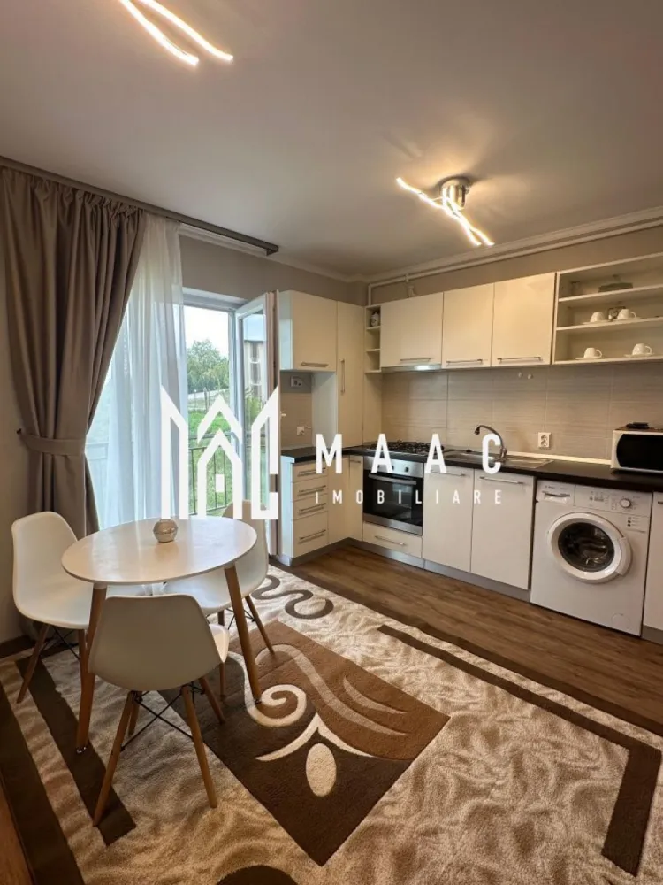 Apartament 2 camere | 48 MPU | Balcon | Gusterita - MAAC Imobiliare vă propune spre închiriere un apartament cu 2 camere situat în zona Gușterița din Sibiu, o zonă liniștită și bine conectată la punctele de interes ale orașului. Locuința are o suprafață utilă de 48 mp și beneficiază de o compartimentare practică, potrivită pentru un stil de viață confortabil. Apartamentul este amplasat într-o zonă cu acces rapid către transportul public, stația de autobuz nr. 10 fiind la aproximativ 2 minute de mers pe jos, iar centrul comercial Mall se află la aproximativ 10 minute. Compartimentare: -dormitor confortabil -bucătărie separată -baie -hol Dotări și beneficii: -mobilat și utilat -centrală termică proprie -geamuri termopan -mașină de spălat -frigider -aragaz -balcon mare -pivniță pentru depozitare Apartamentul se predă complet mobilat și utilat, fiind pregătit pentru mutare începând cu data de 1 aprilie. Se percepe o garanție în cuantumul unei chirii lunare. Nu se acceptă animale de companie și fumători. Pentru mai multe detalii sau pentru programarea unei vizionări, vă rugăm să menționați la telefon numărul CP2963658. }}